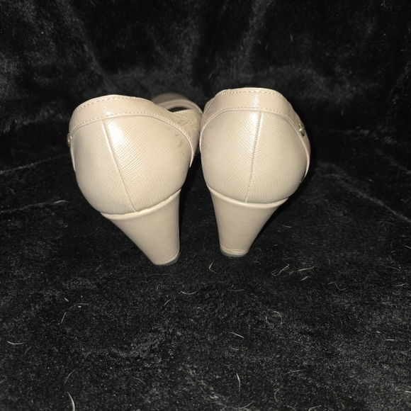 Life Stride Taupe Wedge Shoes - Picture 4 of 7